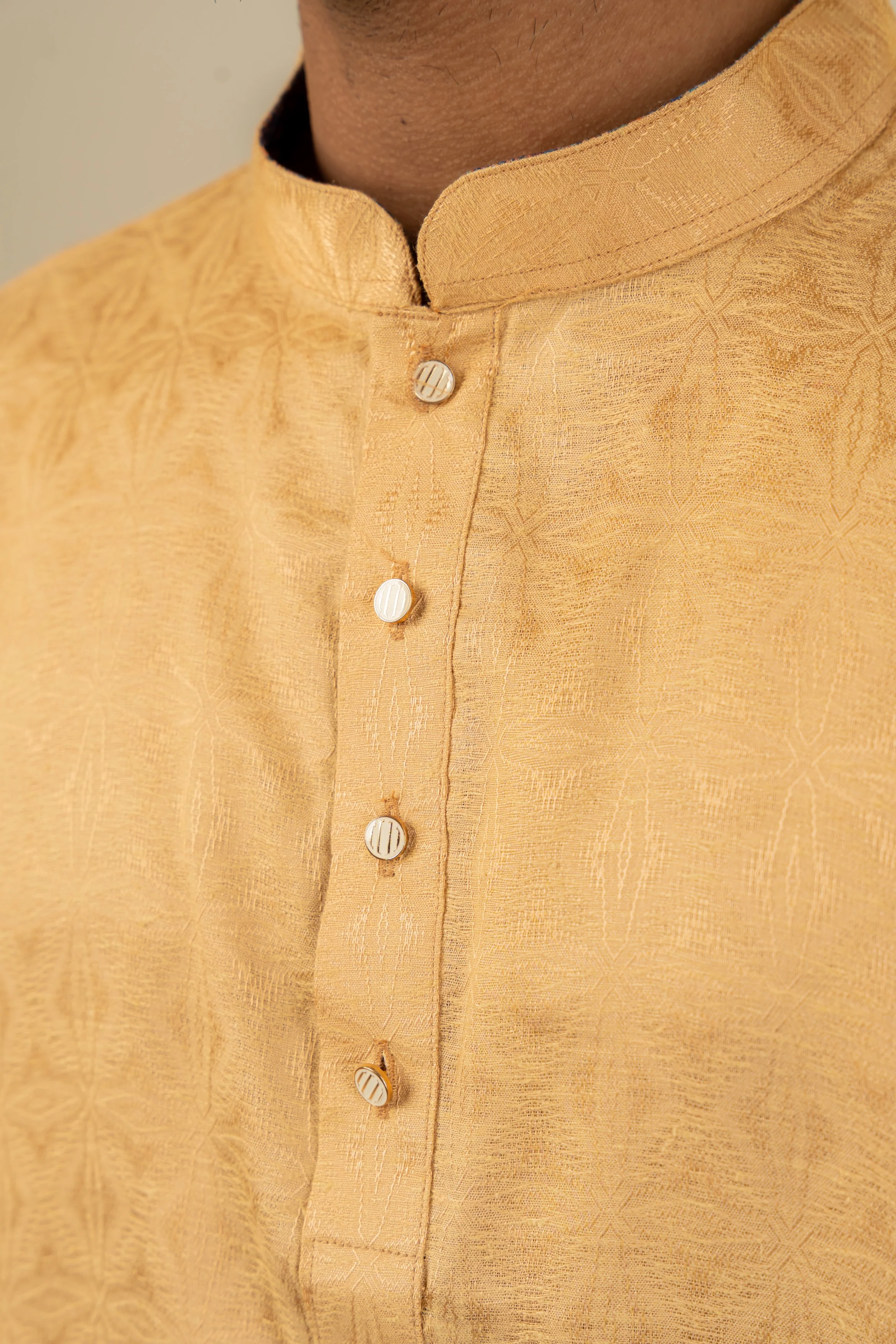 Nahyan Jacquard Kurta in Heather Gold - Image 5